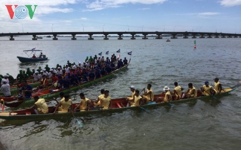 វៀតណាមពន្លឿនផ្សព្វផ្សាយទេសចរណ៍នៅអាហ្សង់ទីន - ảnh 1